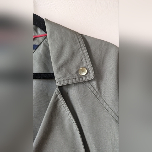 TOMMY HILFIGER Olive Green Khaki Utility Jacket, Size M, Lots of pocket room! - Picture 10 of 10